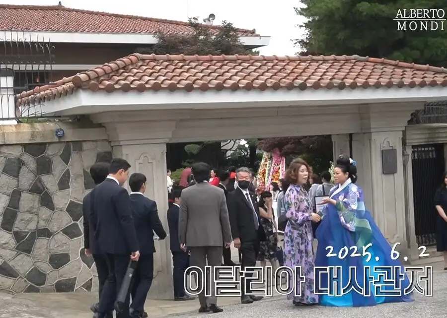 1.jpg 이례적으로