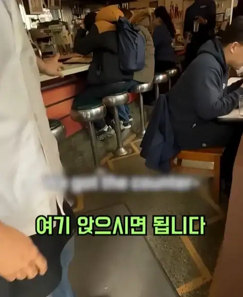 전통 콜라가 먹고 싶던 남자_13.webp