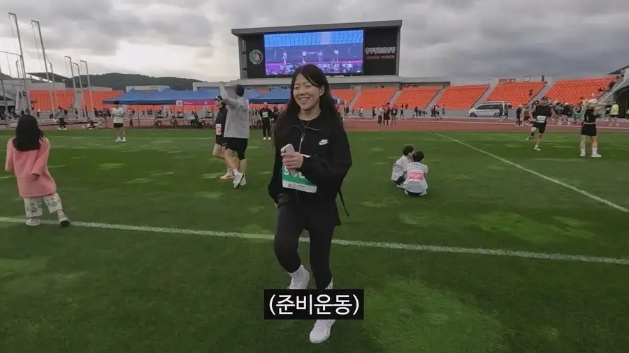 아무리봐도 직업 잘못고른거같은 사람_1.webp