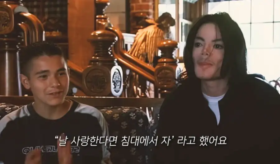 마이클잭슨 아동성추행 혐의에 박차를 가했던 방송_1.webp
