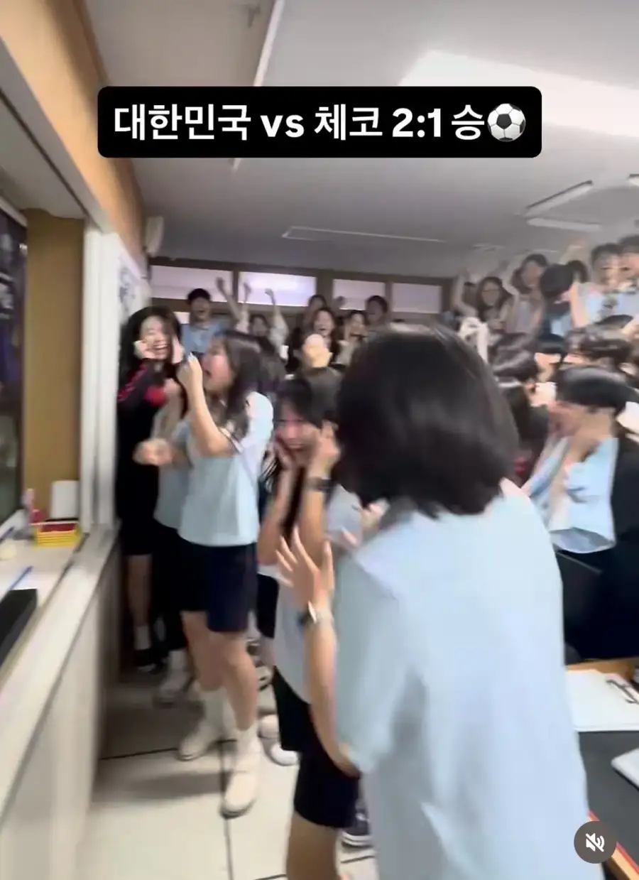 월드컵) 韓학교 근황_1.webp