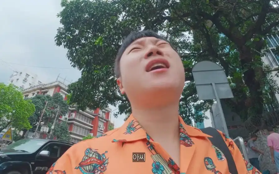 "옛날에는 인력거 타기 미안했는데 이제 안 미안해"_15.webp