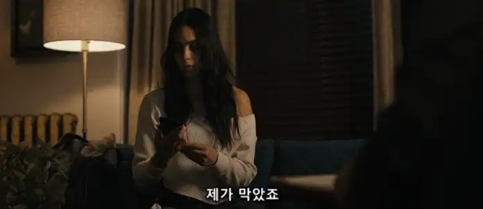정신과 의사 : 갑자기 환자의 입에서 굉장한 말이 나오기 시작했다...?_25.webp