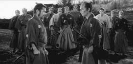 평생 흑백영화만 만들던 영화감독이 컬러영화를 만들면_5.gif