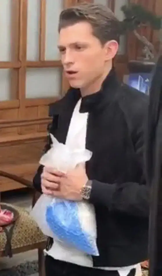 연예가중계에서 한과 야무지게 챙겨간 톰 홀랜드_3.webp